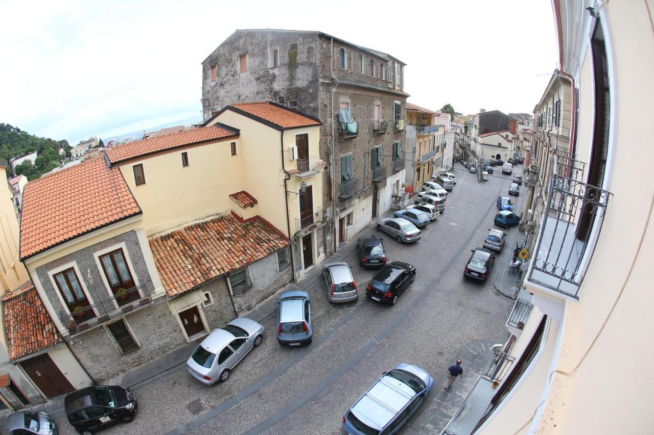 Casa Lissania Bed & Breakfast Lamezia Terme Eksteriør bilde