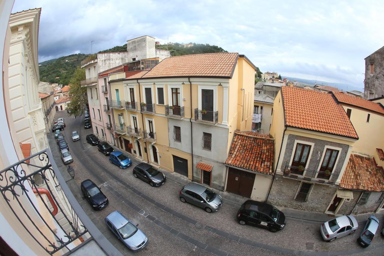 Casa Lissania Bed & Breakfast Lamezia Terme Eksteriør bilde
