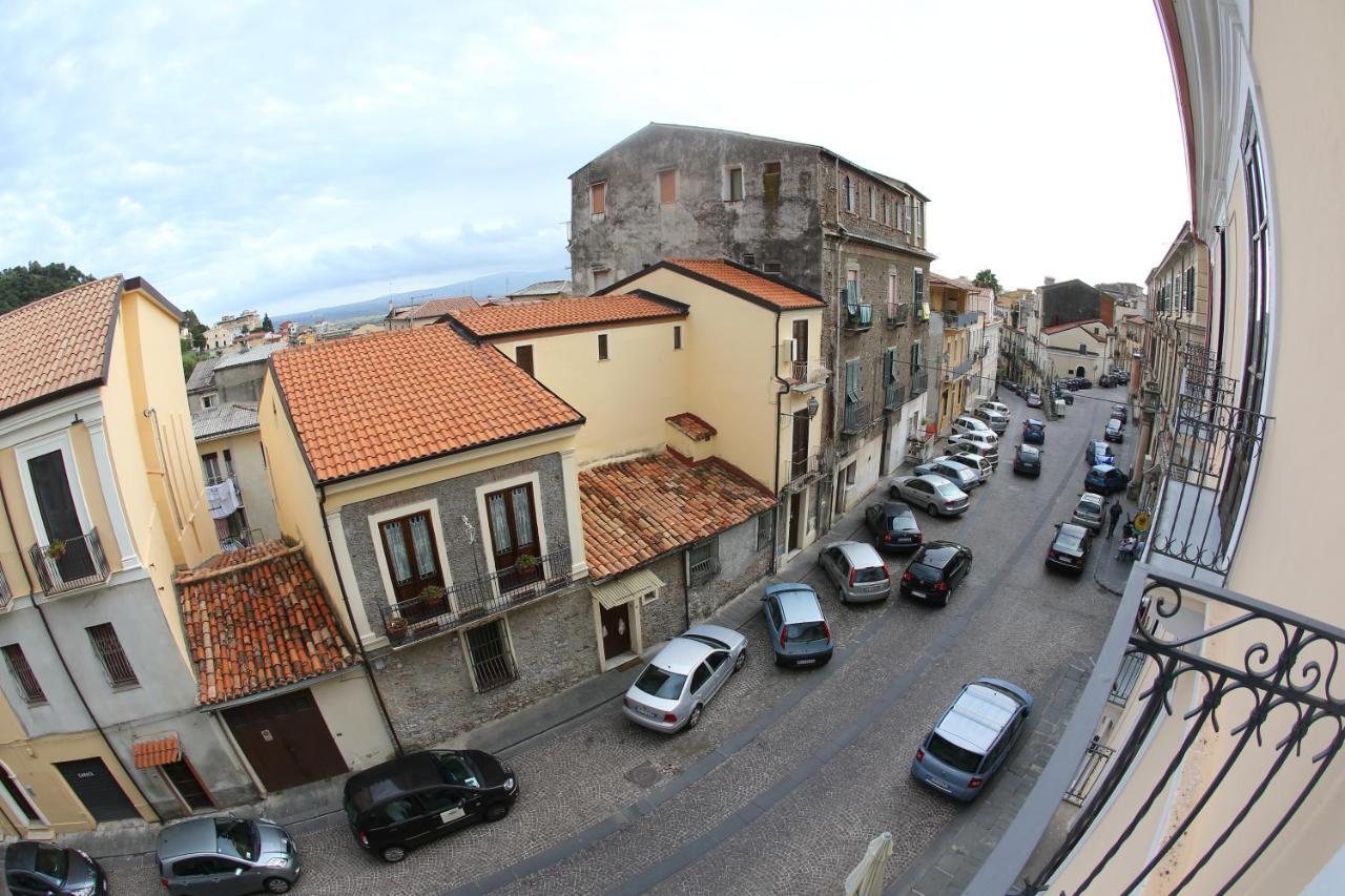 Casa Lissania Bed & Breakfast Lamezia Terme Eksteriør bilde