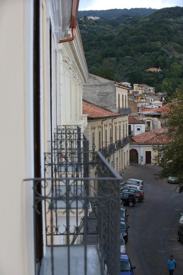 Casa Lissania Bed & Breakfast Lamezia Terme Eksteriør bilde